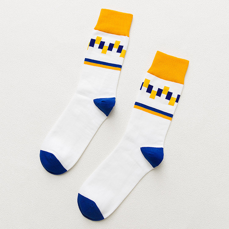 Autumn And Winter Socks Male Personality Geometric Patterns Of Men In Tube Socks Cotton Socks Absorb Sweat Casual Wave